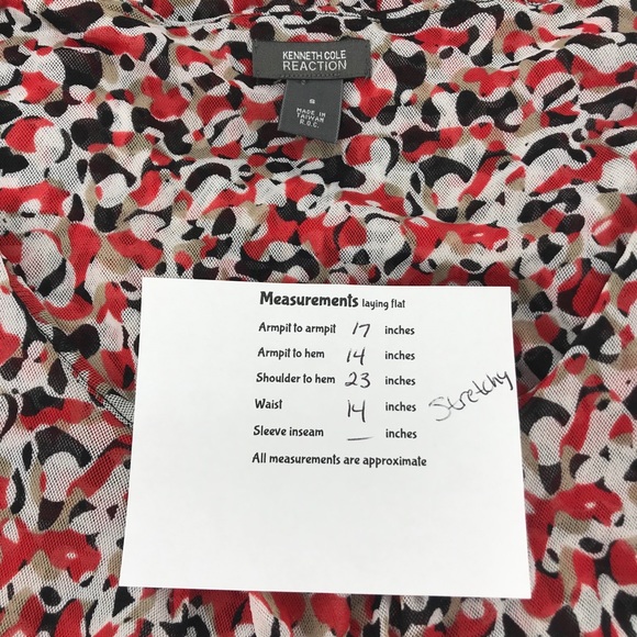 Kenneth Cole reaction top s cap sleeve ruched red white black geo - Picture 7 of 7